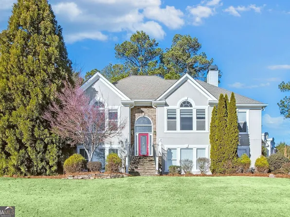 6733 Holiday Point, Buford, GA 30518