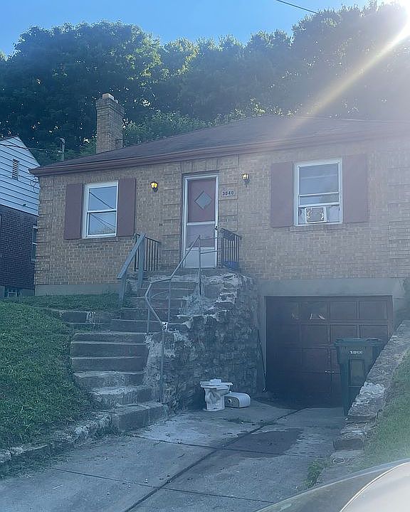1st image of 3040 Worthington Ave #1