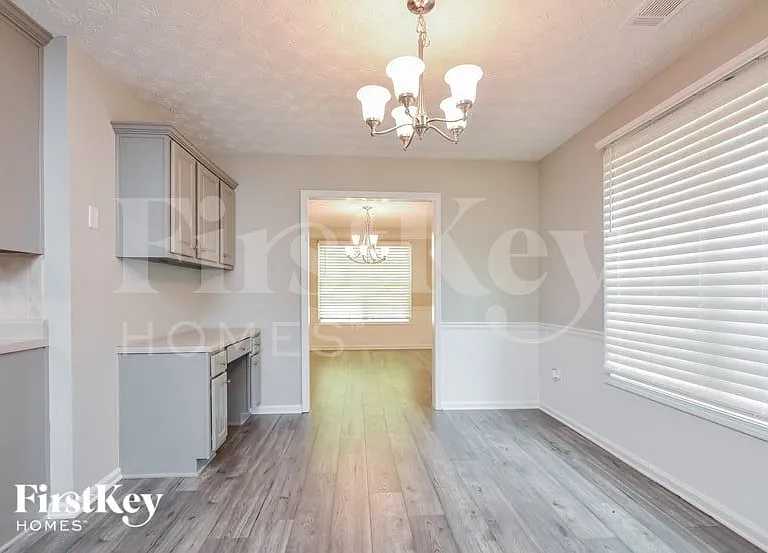 1517 River Song Way — Photo 4