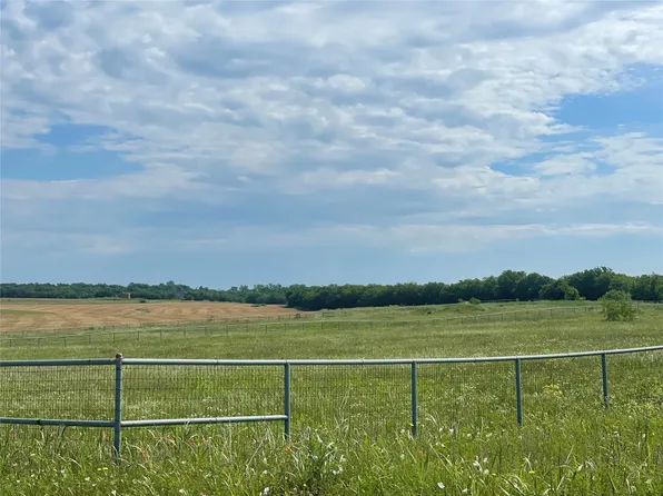 1428 Hagerman Rd, Enterprise, TX 75076