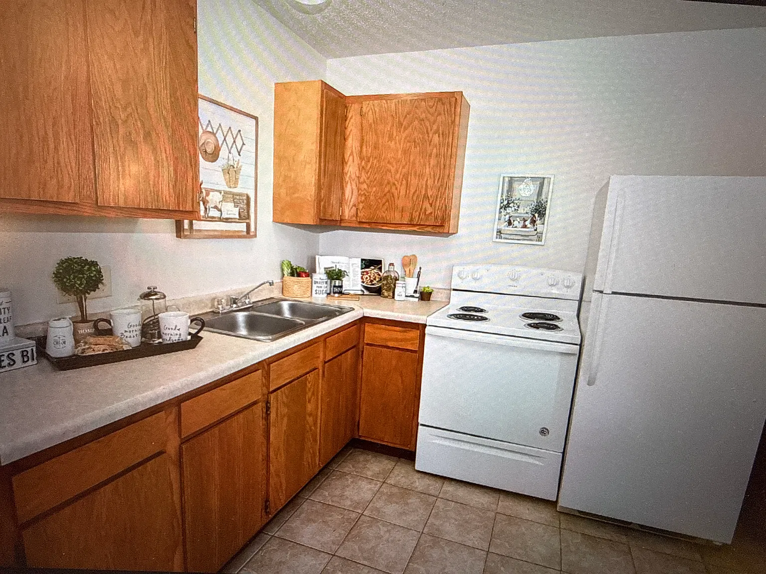 3 bed, 1008 sqft, $925 — Photo 4