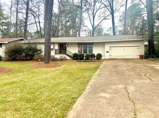 1719 Wilhurst St, Jackson, MS 39211