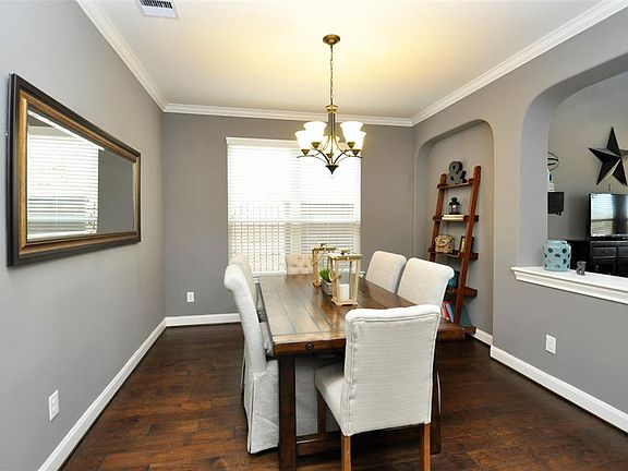 4th image of 66 Wyatt Oaks Dr