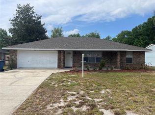 2435 W Park Dr, Deland, FL 32724