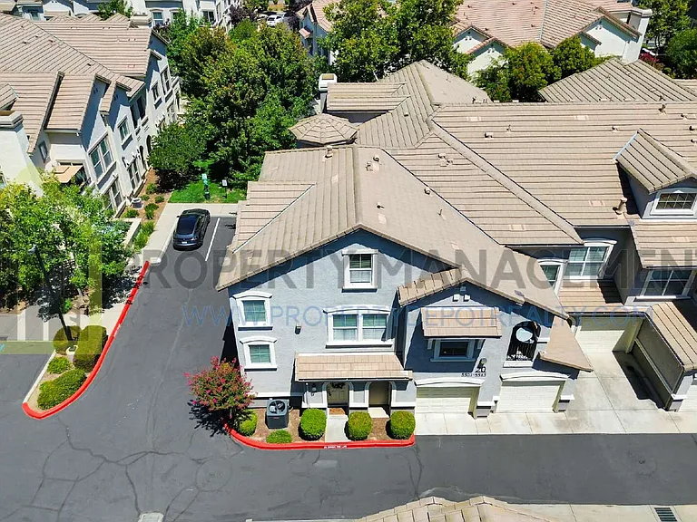 5501 Mezereon Ln — Photo 39