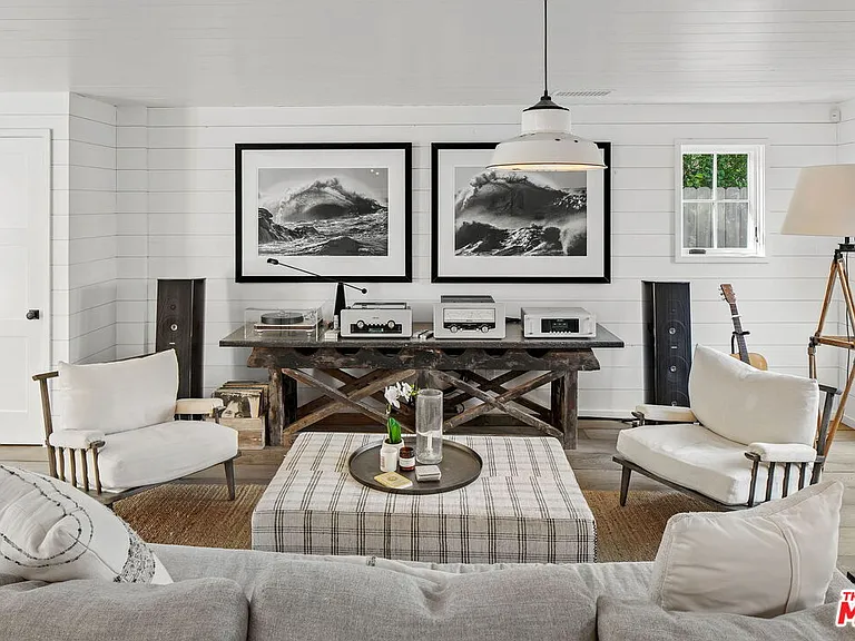 821 Nowita Pl — Photo 8