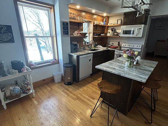 2nd image of 2400 Central Ave #3-1
