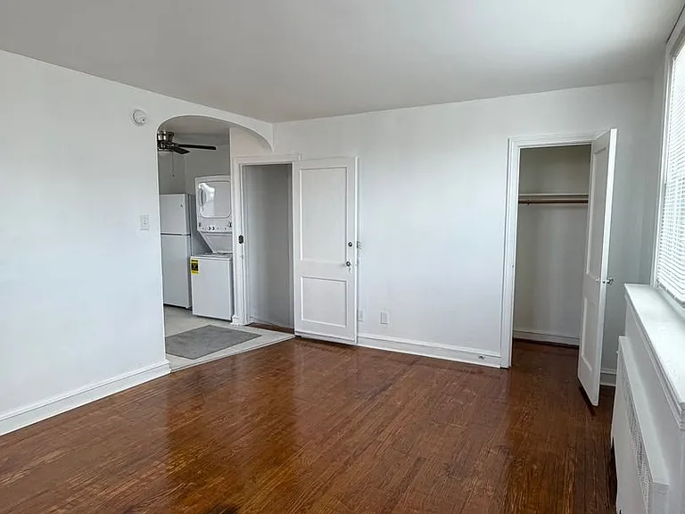 7925 Cedarbrook Avenue — Photo 16