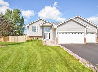 1331 Irvine Dr, Hanover, MN 55341