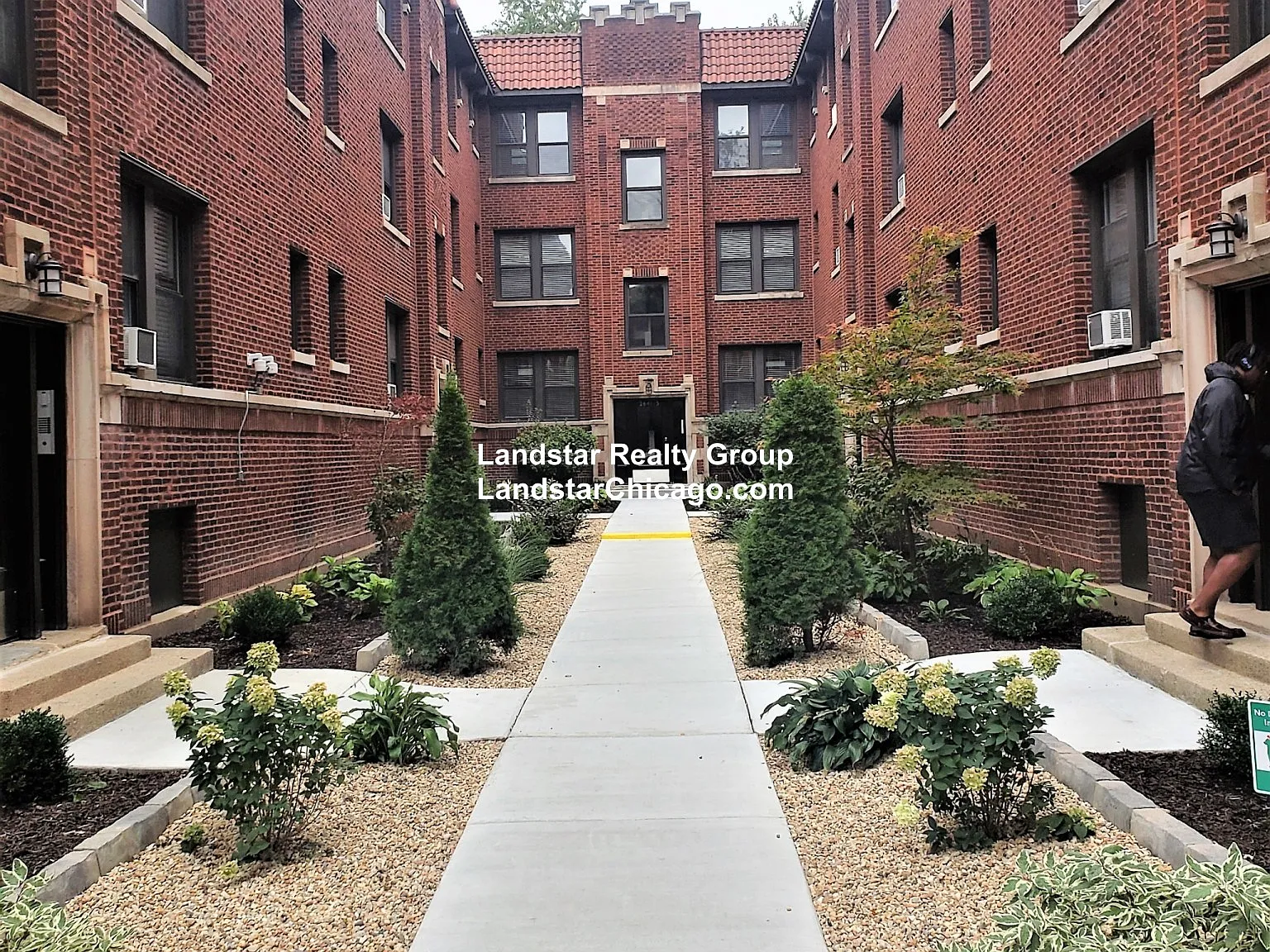 1 bed, 1.0 bath, $1,995 — Photo 4