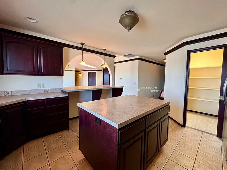 1331 SW Harbor Vista Cir — Photo 16
