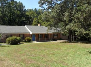 221 Montvue Dr, Charlottesville, VA 22901