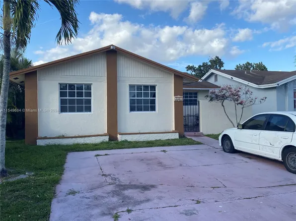5089 NW 195th Ln, Opa Locka, FL 33055