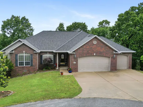 14203 Andover Ln, Rogers, AR 72756