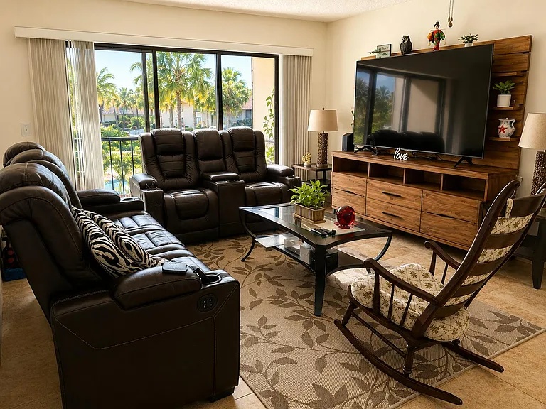 627 Sea Pine Way #C2 — Photo 8
