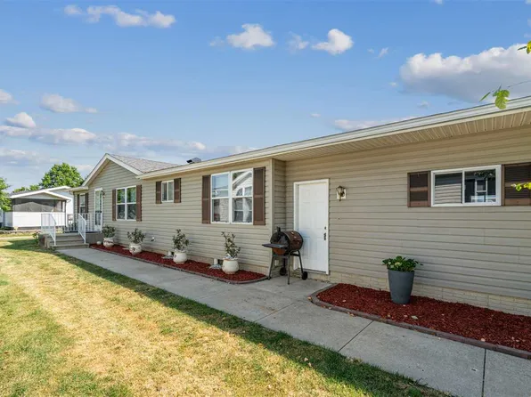 279 Paddock Cir, Iowa City, IA 52240