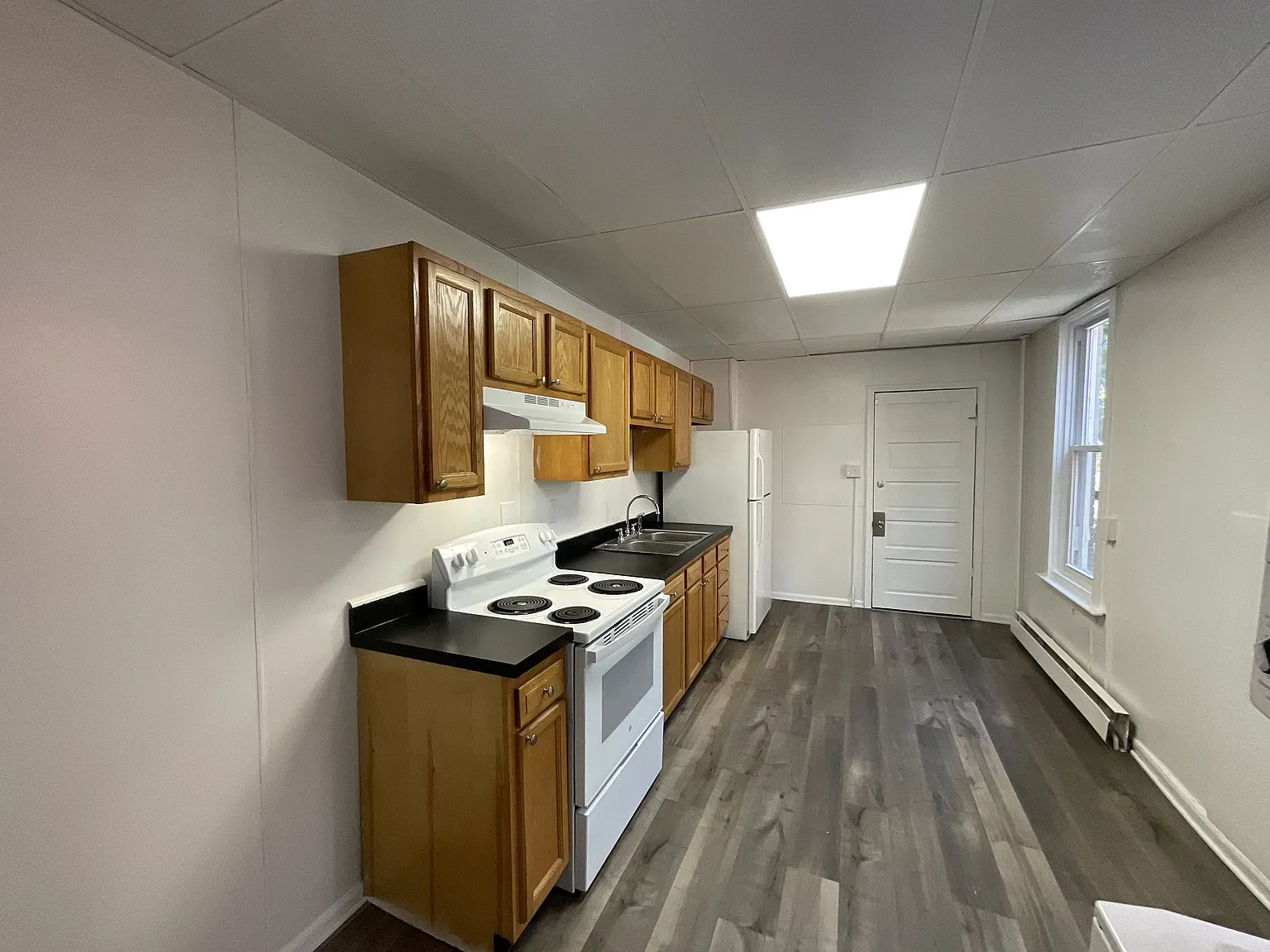 141 Stevens Ave, York - 1 — Photo 4