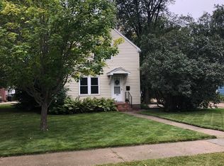 1003 Nevada Ave, Morris, MN 56267