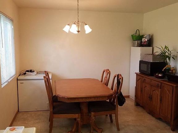 4th image of 240 Shelly Dr