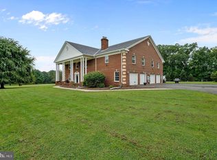 4740 Angus Dr, Gainesville, VA 20155