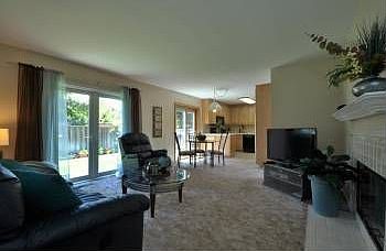 5th image of 10760 Peninsular Ave