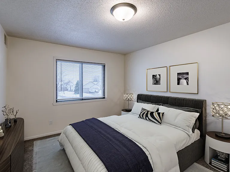 Fargo, ND Willow Park Apartments | Bedroom
