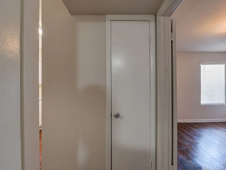 Meyerland Court Apartments — Photo 15
