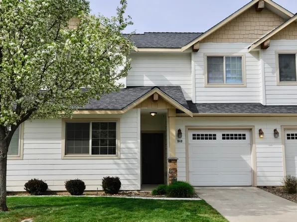 940 W Willow Lake Loop, Coeur D Alene, ID 83815