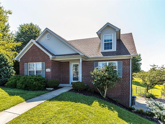 2nd image of 3007 Emily Ct