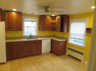 25 Huntington St, Waltham, MA 02452