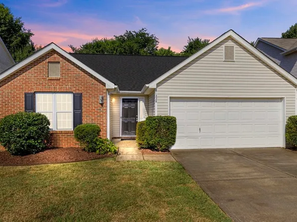 11228 Dickie Ross Rd, Charlotte, NC 28277