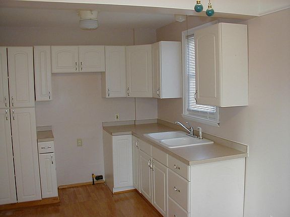 2nd image of 23721 Lambrecht Ave