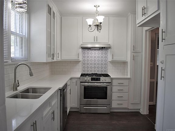 4th image of 1404 S Richmond Ave