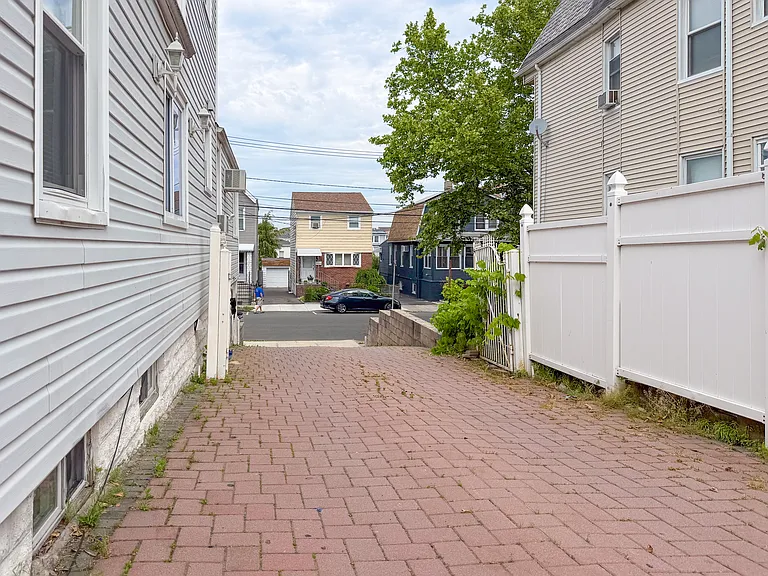 Driveway included