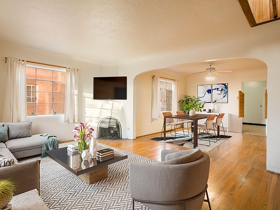 5th image of 526 Hermosa Dr NE