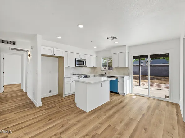 10819 W TURNEY Avenue, Phoenix, AZ 85037