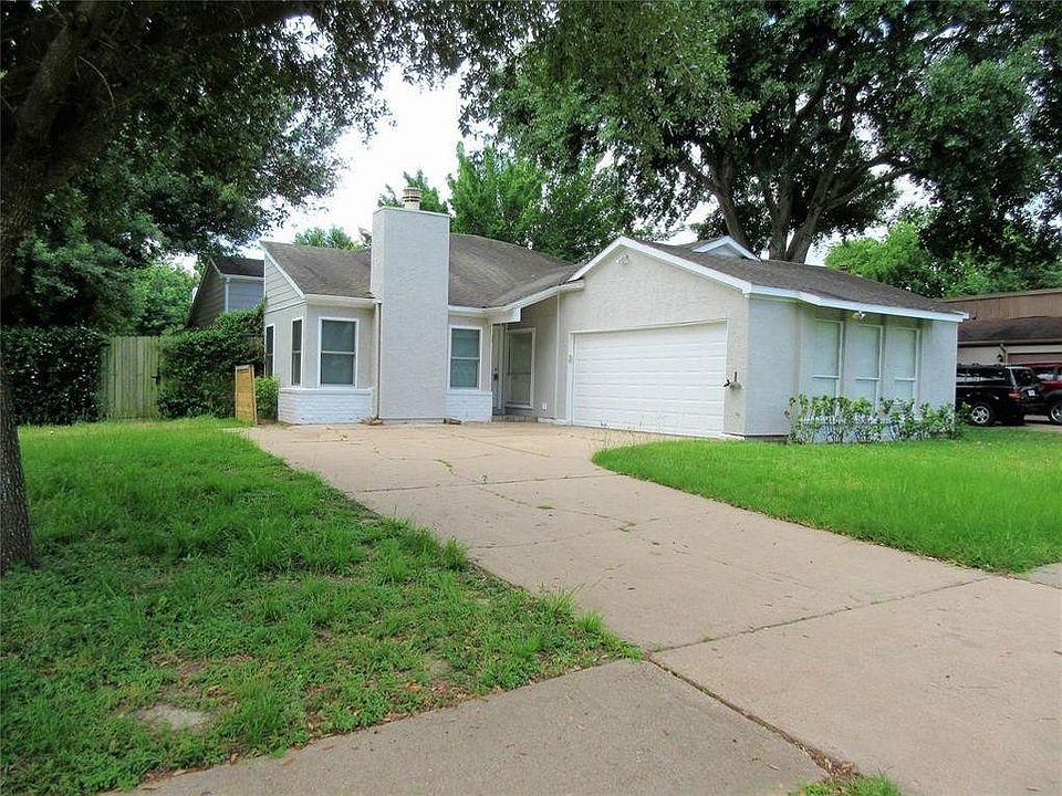 1st image of 18303 Wild Willow Ln