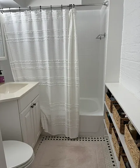 649 W Wellington Ave #B — Photo 16