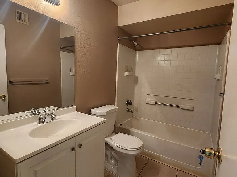 2750 S Durango Dr #1078 — Photo 22