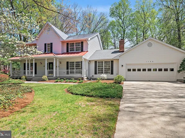 1788 Rochester St, Crofton, MD 21114