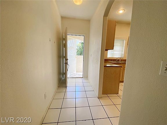 3rd image of 6480 Annie Oakley Dr Unit 724