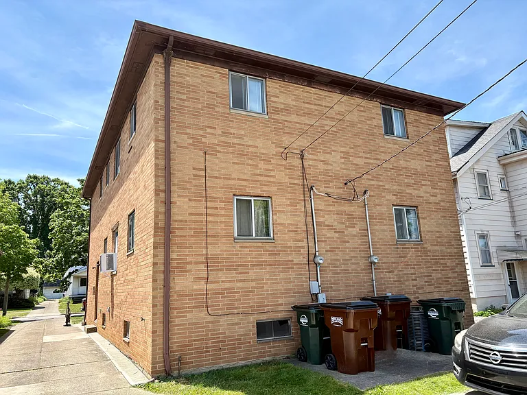2130 Tuxedo Ave — Photo 32
