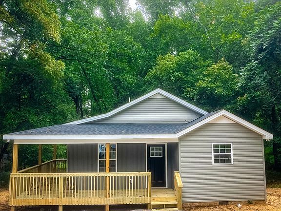 2nd image of 507 Locust St