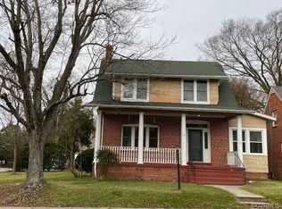 306 Suffolk Ave, Colonial Heights, VA 23834