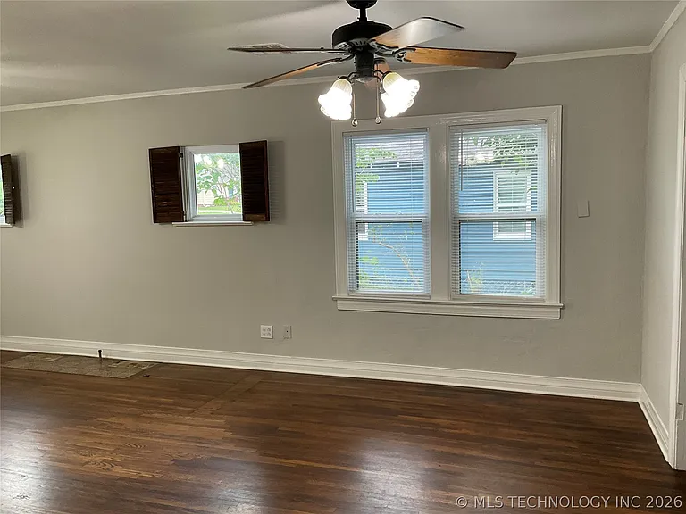 137 N Delaware Pl — Photo 4