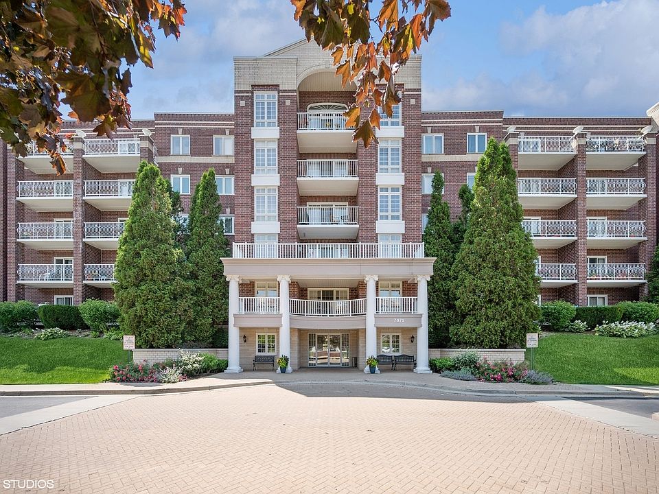 1st image of 7071 W Touhy Ave APT 604