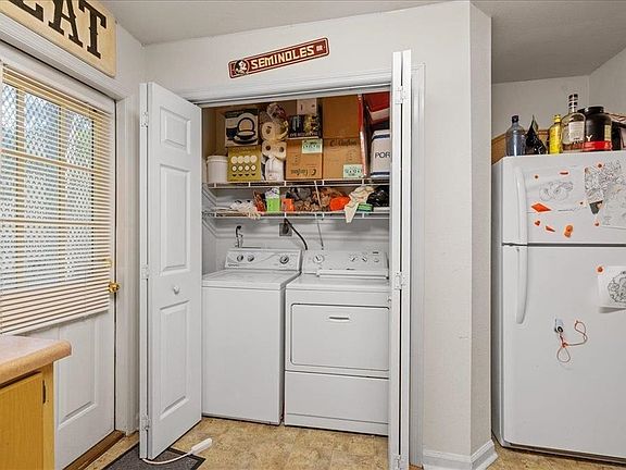 4th image of 615 N Woodward Ave #2