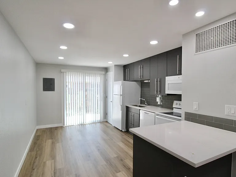 10362 W 59th Ave #2 — Photo 4