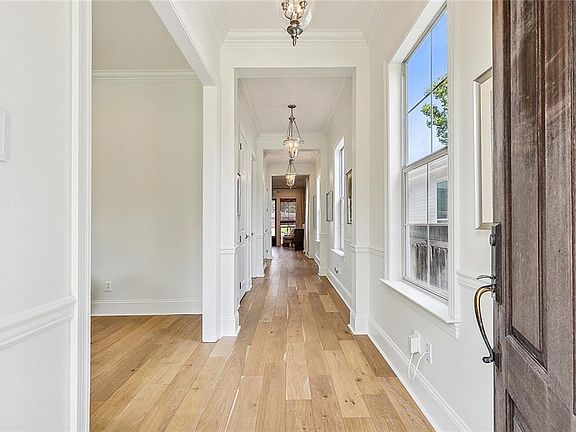 4th image of 5918 Argonne Blvd