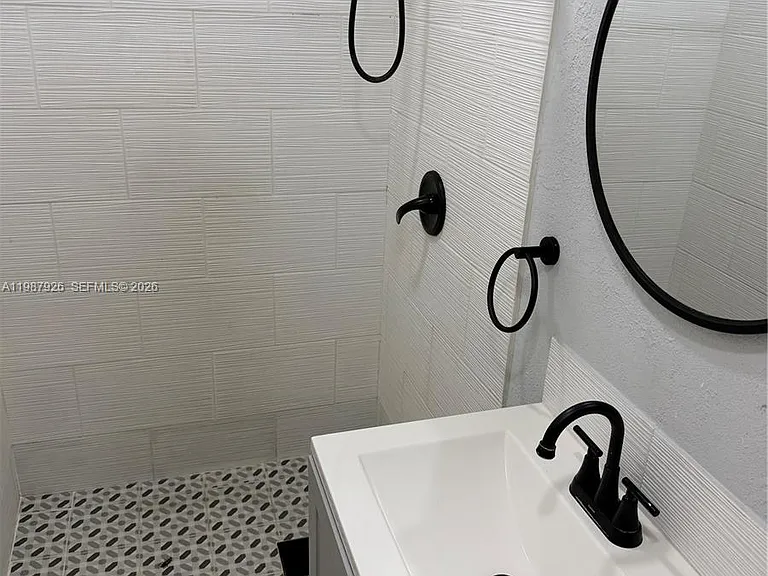 217 E 48th St #2 — Photo 8
